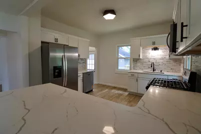 414 Allen Street, La Porte, IN 46350 - Photo 8