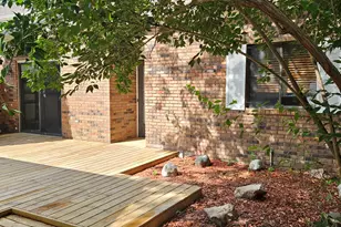 1205 Saratoga Ln, Chesterton, IN 46304 - Photo 2