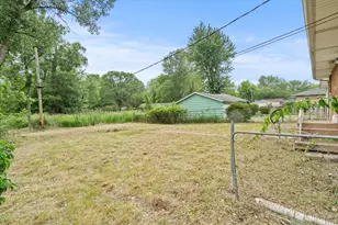 6715 E 3rd Ave, Gary, IN 46403 - Photo 8