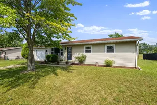 4851 N Clover Ln, Michigan City, IN 46360 - Photo 2