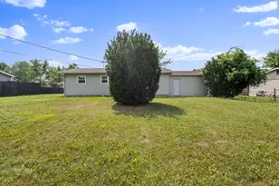 4851 N Clover Ln, Michigan City, IN 46360 - Photo 16