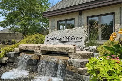 703 Druim Trail, Crown Point, IN 46307 - Photo 2
