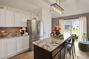 5946 Beacon Ln, Portage, IN 46368 - Photo 12