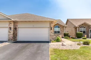 515 Holley Dr, Crown Point, IN 46307 - Photo 1