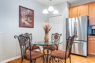 515 Holley Dr, Crown Point, IN 46307 - Photo 12