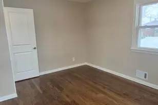 2049 Monroe Ln, Gary, IN 46407 - Photo 12