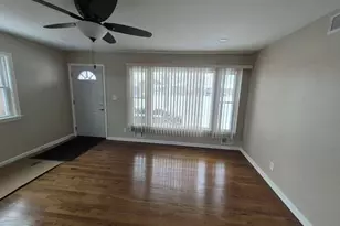 2049 Monroe Ln, Gary, IN 46407 - Photo 6