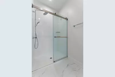 204 N Campbell Street #201, Valparaiso, IN 46385 - Photo 18