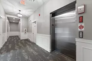 204 N Campbell St, Valparaiso, IN 46385 - Photo 4