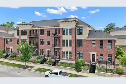 204 N Campbell Street #201, Valparaiso, IN 46385 - Photo 1