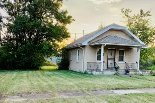 1300 Carolina St, Gary, IN 46407 - Photo 4