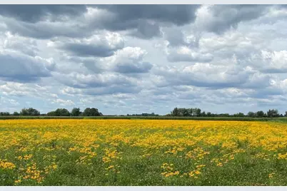 323 E 124 S, Valparaiso, IN 46383 - Photo 2