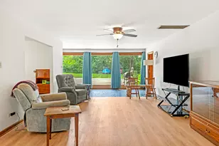 221 W 150 N, Valparaiso, IN 46385 - Photo 10