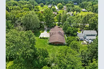 221 W 150 N, Valparaiso, IN 46385 - Photo 40