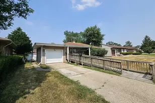 6914 Baring Ave, Hammond, IN 46324 - Photo 1
