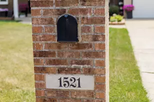 1521 W 4th St, Hobart, IN 46342 - Photo 4