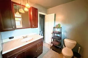 1521 W 4th St, Hobart, IN 46342 - Photo 36