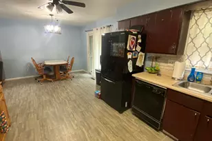 5294 Lyndell Ave, Portage, IN 46368 - Photo 4