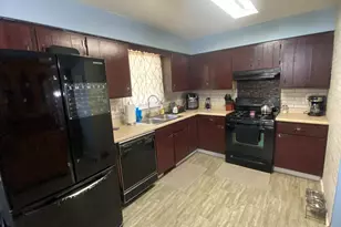 5294 Lyndell Ave, Portage, IN 46368 - Photo 12