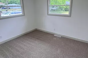 2408 Doretta St, Portage, IN 46368 - Photo 8