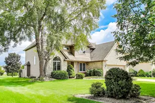 9935 Ashwood Ln, Munster, IN 46321 - Photo 2