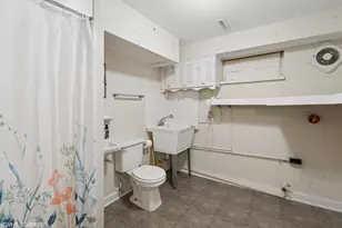 606 S 18th St, Chesterton, IN 46304 - Photo 14