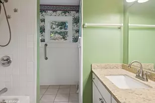 606 S 18th St, Chesterton, IN 46304 - Photo 10