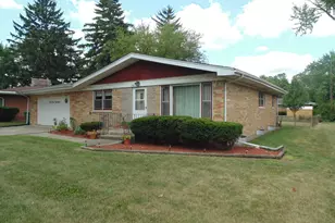 5400 Georgia St, Merrillville, IN 46410 - Photo 2