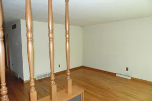 5400 Georgia St, Merrillville, IN 46410 - Photo 6