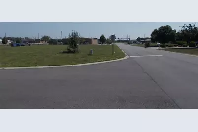 7851 E 108th Avenue, Crown Point, IN 46307 - Photo 2