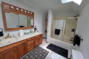 643 N 50 W, Valparaiso, IN 46385 - Photo 92