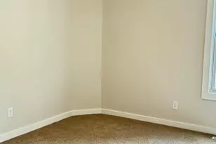 727 Water St, Hobart, IN 46342 - Photo 8