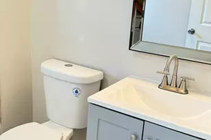 727 Water St, Hobart, IN 46342 - Photo 16