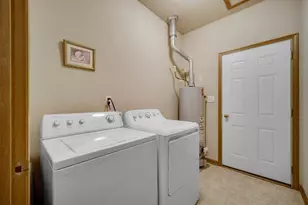 7501 E 111th Ln, Crown Point, IN 46307 - Photo 20