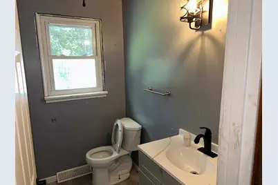 1424 Mississippi Place, Hobart, IN 46342 - Photo 12