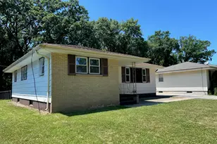 1424 Mississippi Pl, Hobart, IN 46342 - Photo 4