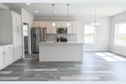 7620 E 115th Avenue, Crown Point, IN 46307 - Photo 12