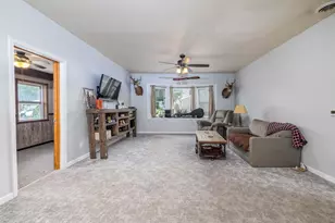 526 E Elm St, Rensselaer, IN 47978 - Photo 6