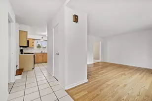 8132 Kraay Ave, Munster, IN 46321 - Photo 6