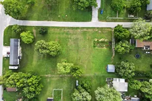 419 Clay St, Morocco, IN 47963 - Photo 1