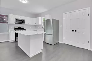 836 Fayette St, Gary, IN 46403 - Photo 4