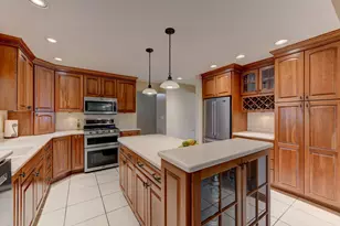 9130 Verbena Dr, Munster, IN 46321 - Photo 10