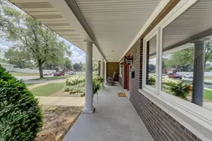 9130 Verbena Dr, Munster, IN 46321 - Photo 4