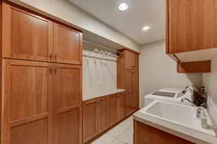 9130 Verbena Dr, Munster, IN 46321 - Photo 16