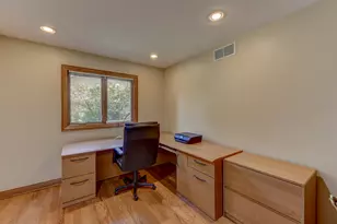 9130 Verbena Dr, Munster, IN 46321 - Photo 14