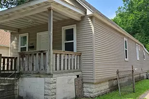 4618 Towle Ave, Hammond, IN 46327 - Photo 2