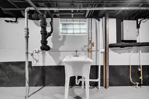 8013 Monaldi Dr, Munster, IN 46321 - Photo 20