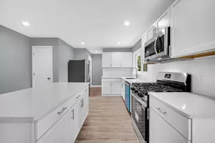 8013 Monaldi Dr, Munster, IN 46321 - Photo 12