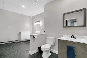 10300 Illinois St, Crown Point, IN 46307 - Photo 24