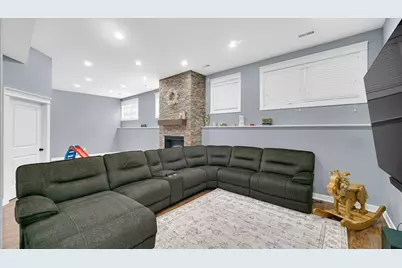 10300 Illinois Street, Crown Point, IN 46307 - Photo 20